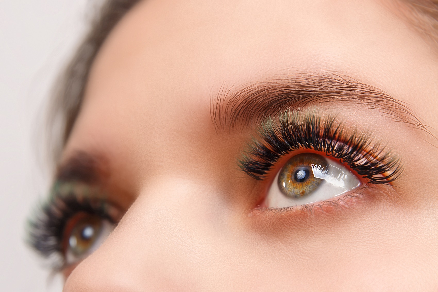 Lash Lift vs Eyelash Extensions, som er riktig for deg